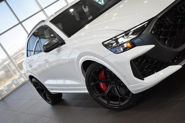 2026 Audi RS Q8 SUV performance