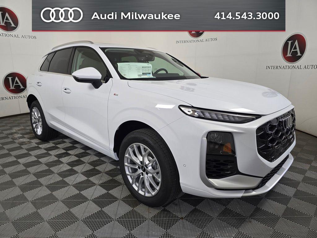 2026 Audi Q3 S line quattro's photo