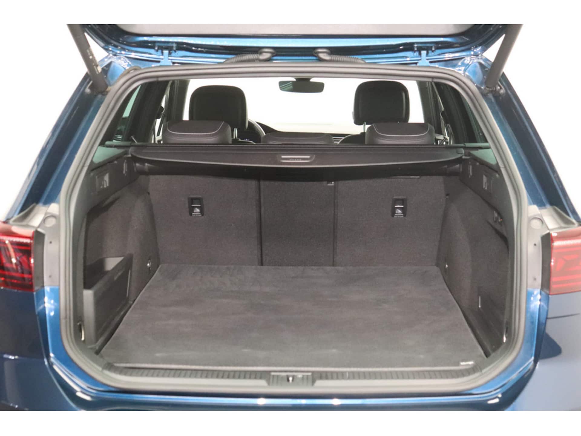 Volkswagen Passat Variant Elegance