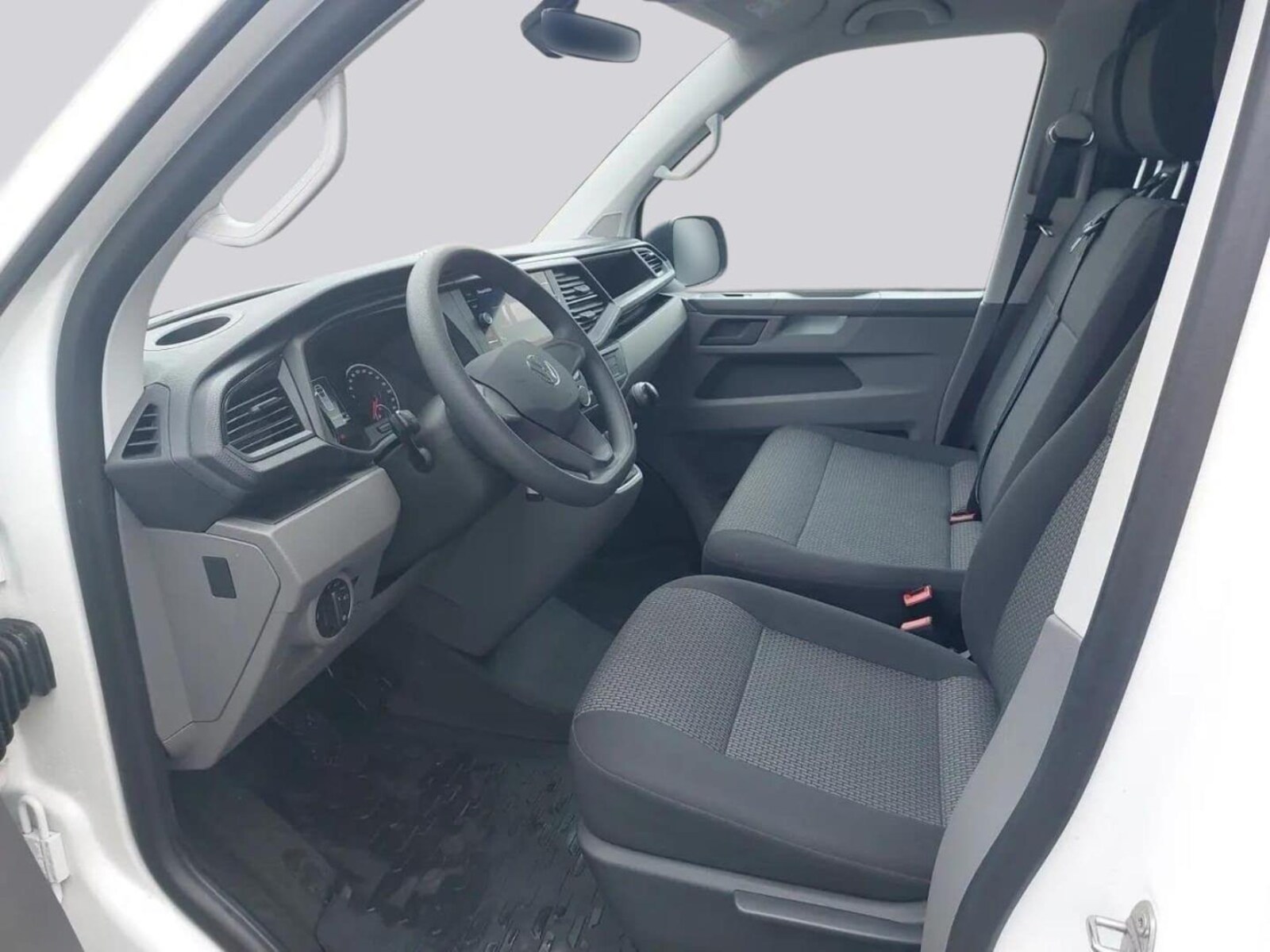 Volkswagen T6.1 Transporter Kasten kurzer Radstand – Bild 12