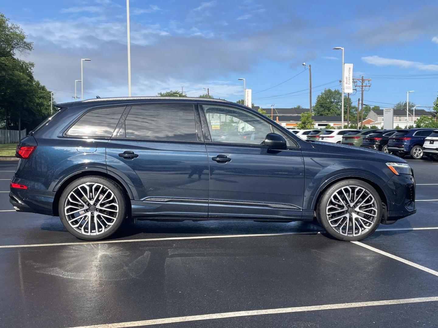 2026 Audi SQ7 Prestige - Photo 8