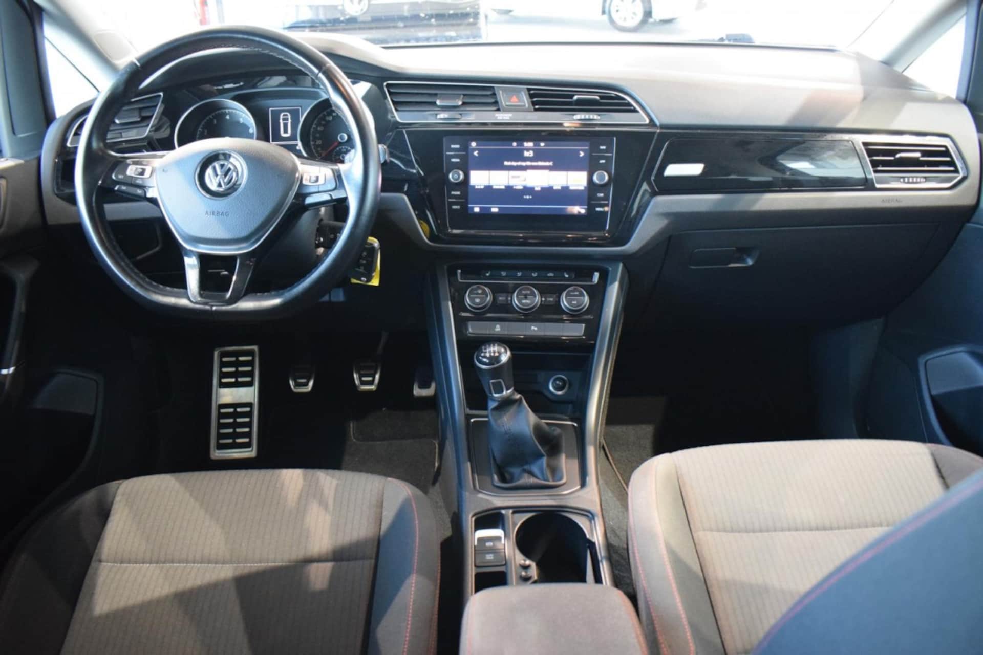 Volkswagen Touran SOUND