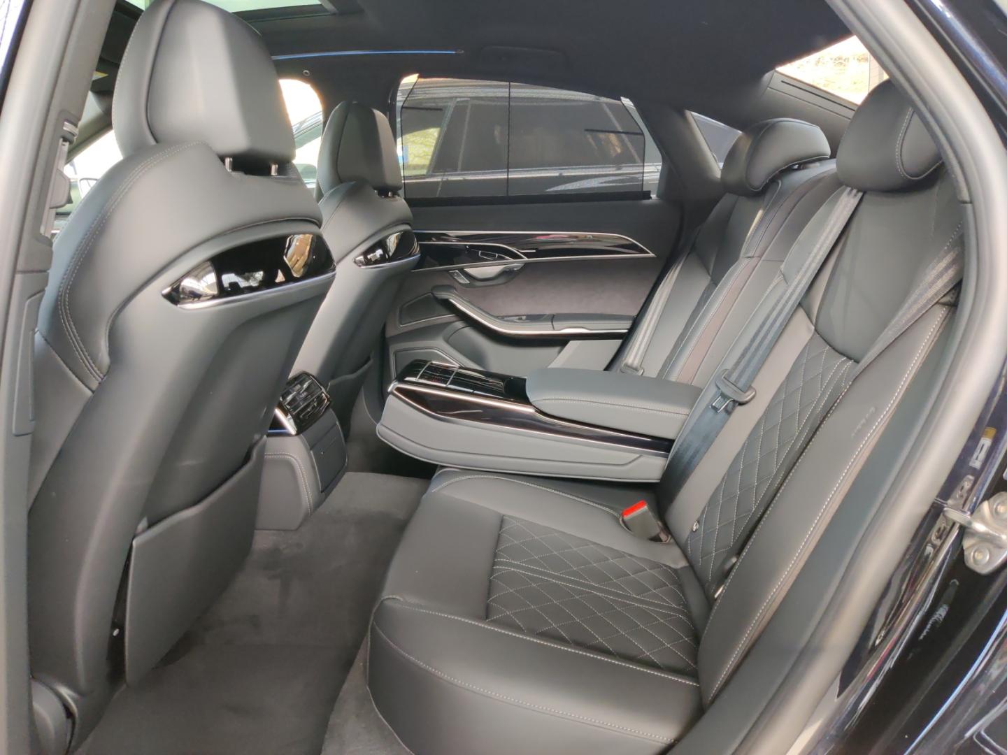 Image about Audi S8 TFSI quattro tiptronic