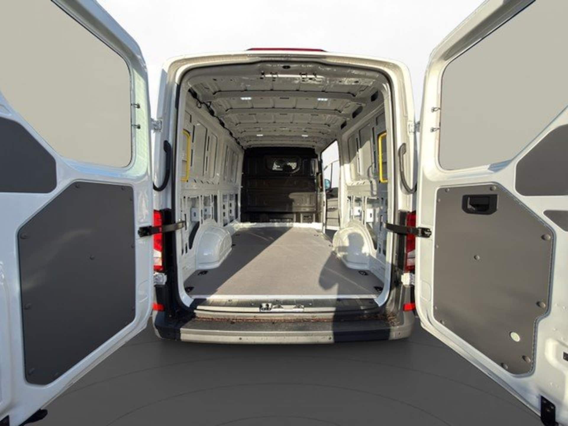 Volkswagen Crafter Kasten mittlerer Radstand