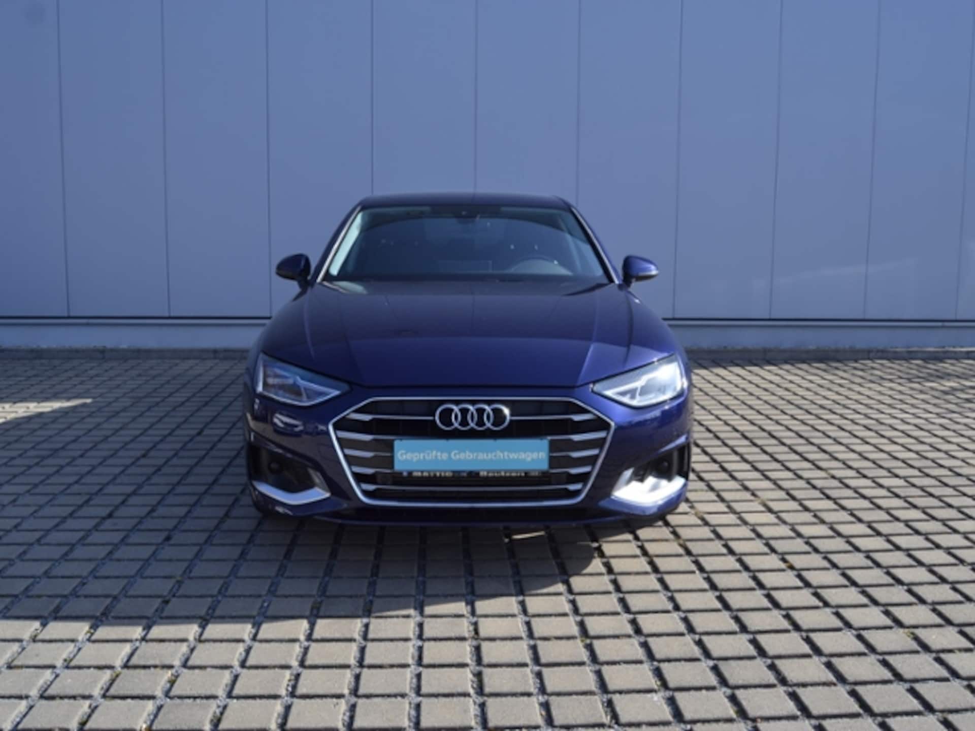 Audi A4 Limousine Advanced