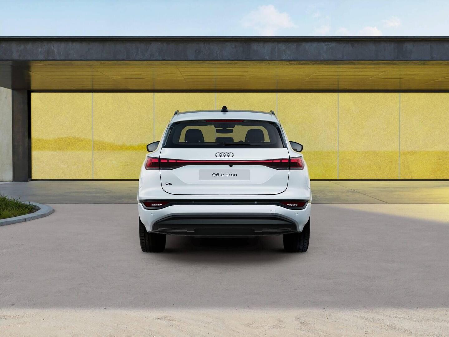 Image about Audi Q6 Sportback e-tron e-tron quattro