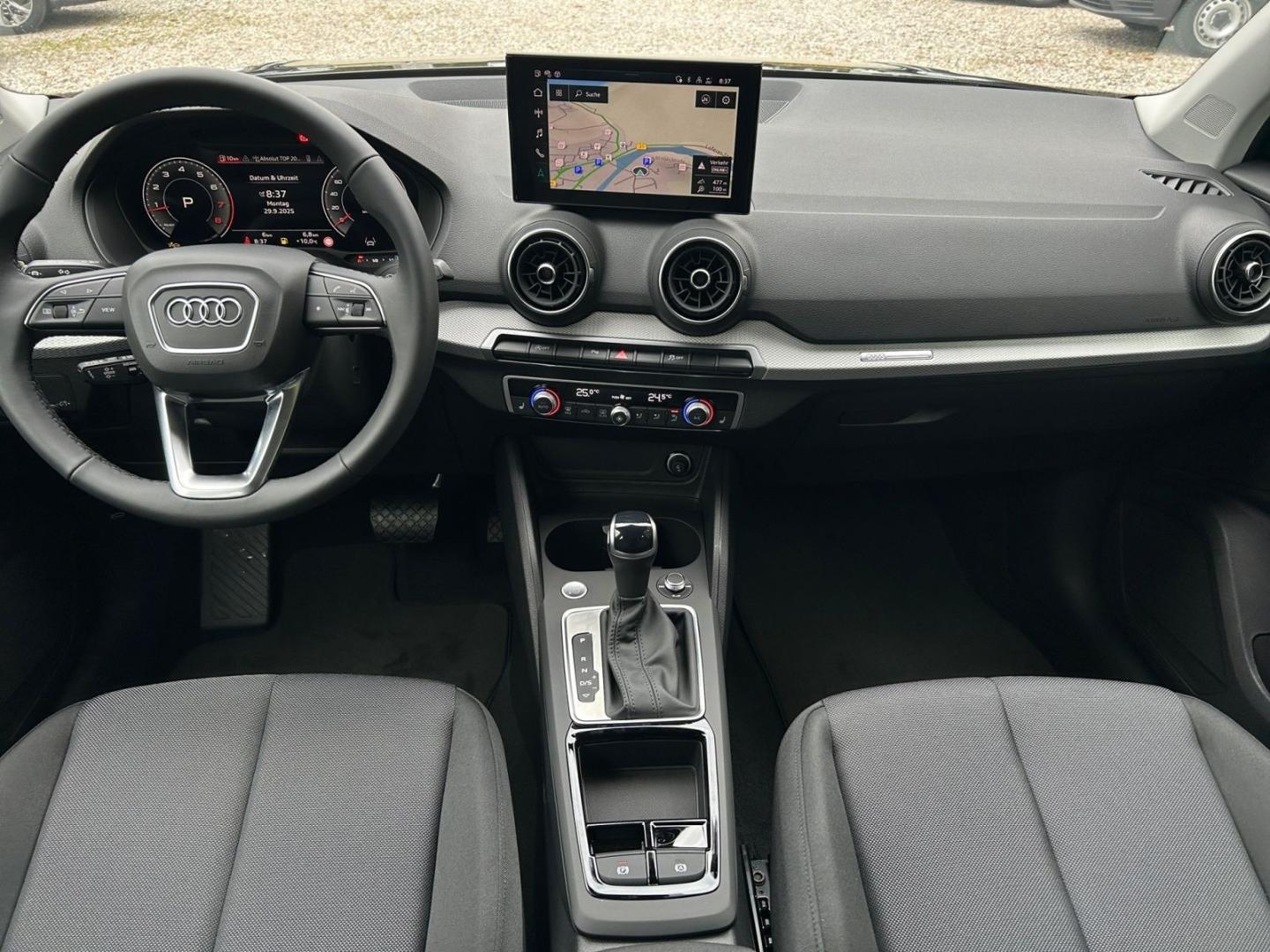 Bild über Audi Q2 advanced 35 TFSI S tronic - für weitere Informationen kontaktieren Sie den Audi Partner