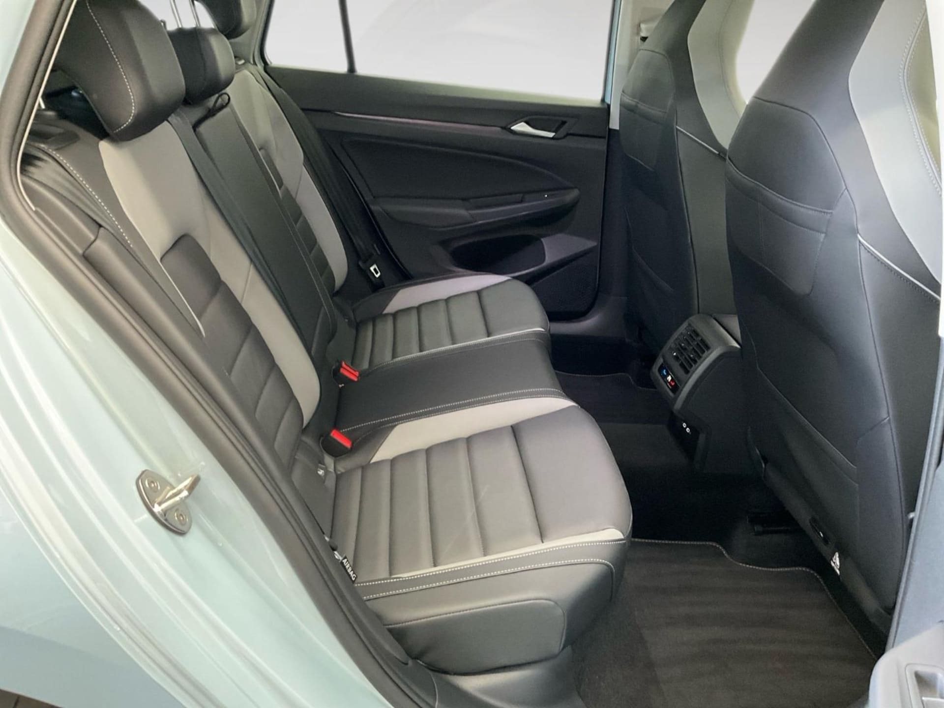 Volkswagen Golf Variant Style