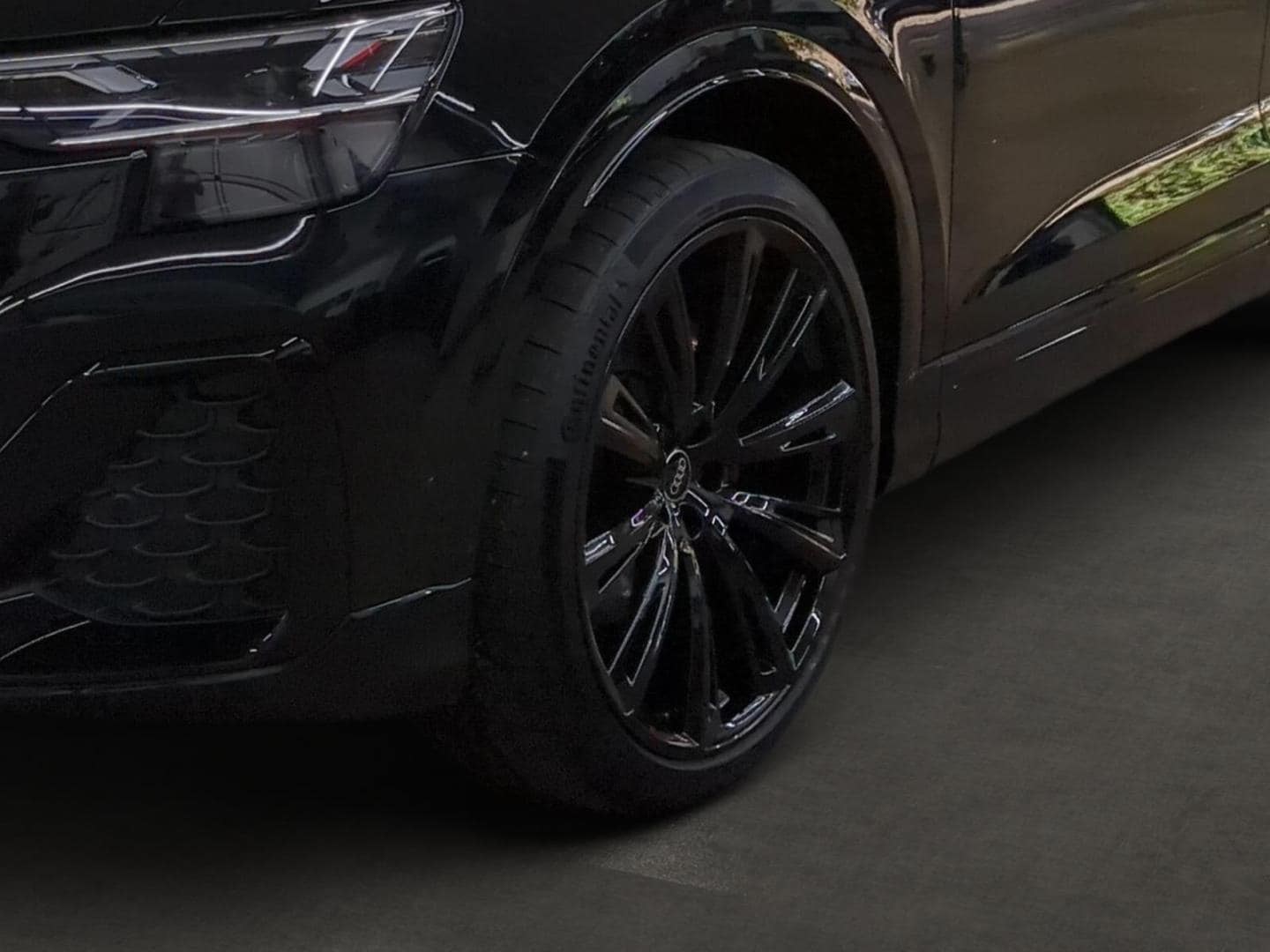 Bild über Audi Q8 SUV S line business TDI quattro 210 kW tiptronic - für weitere Informationen kontaktieren Sie den Audi Partner