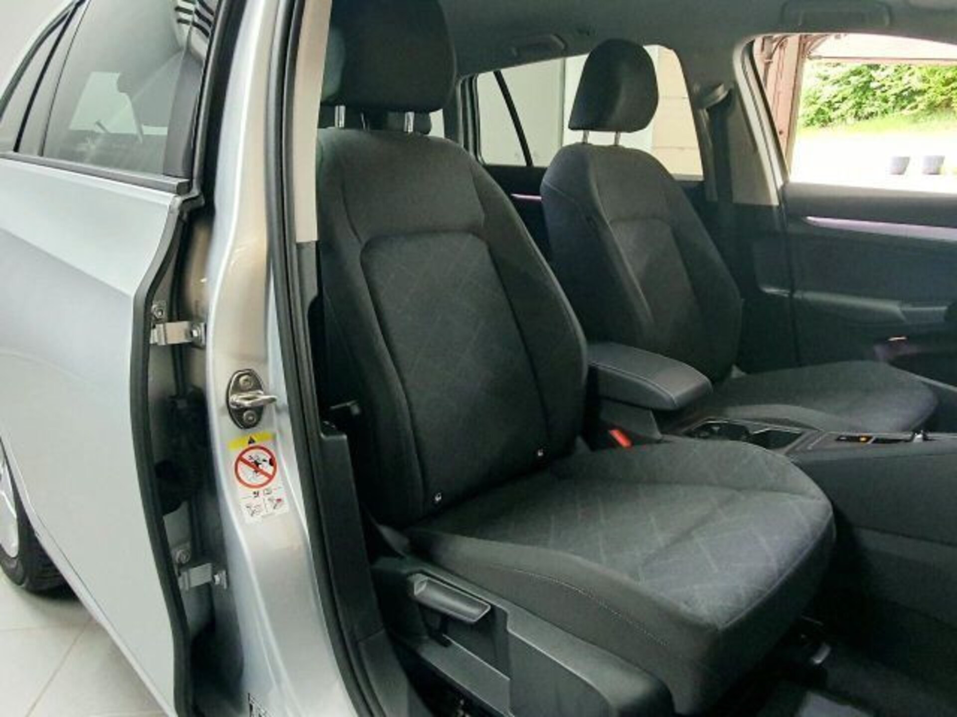 Volkswagen Golf Variant Life