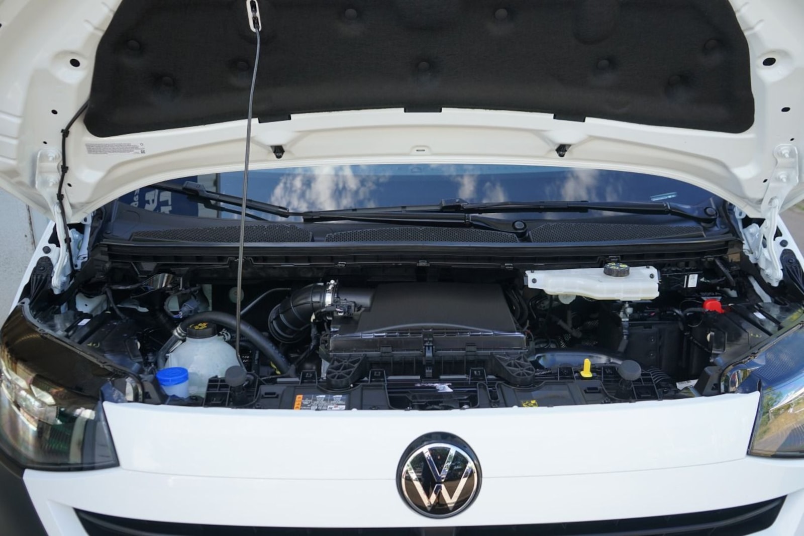 Volkswagen Transporter Kasten langer Radstand – Bild 6