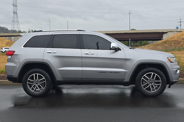 2020 Jeep Grand Cherokee
