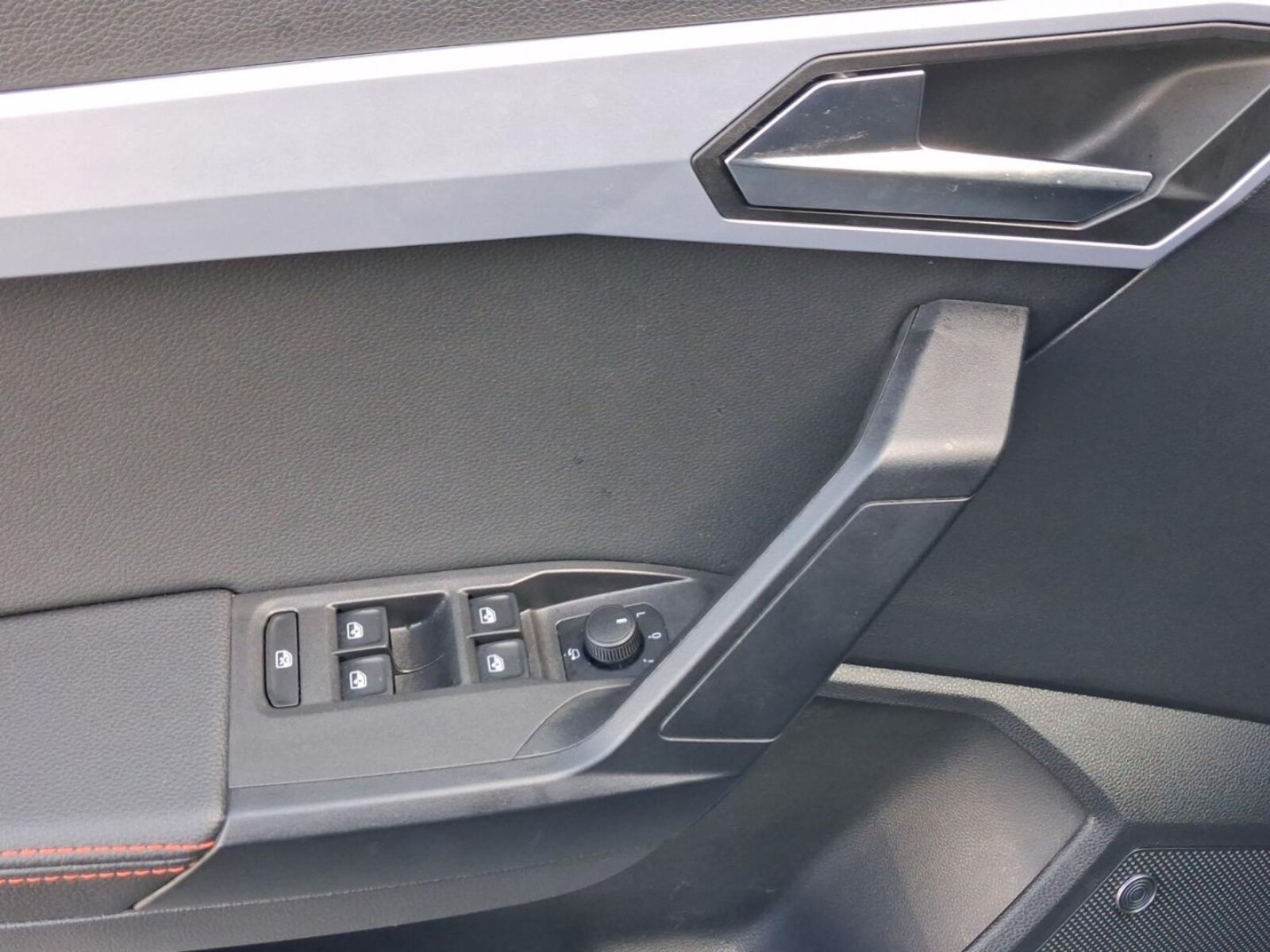 SEAT Arona – Bild 8