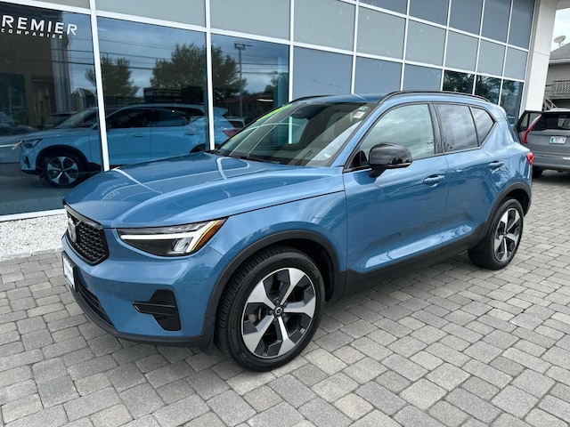 2024 Volvo XC40
