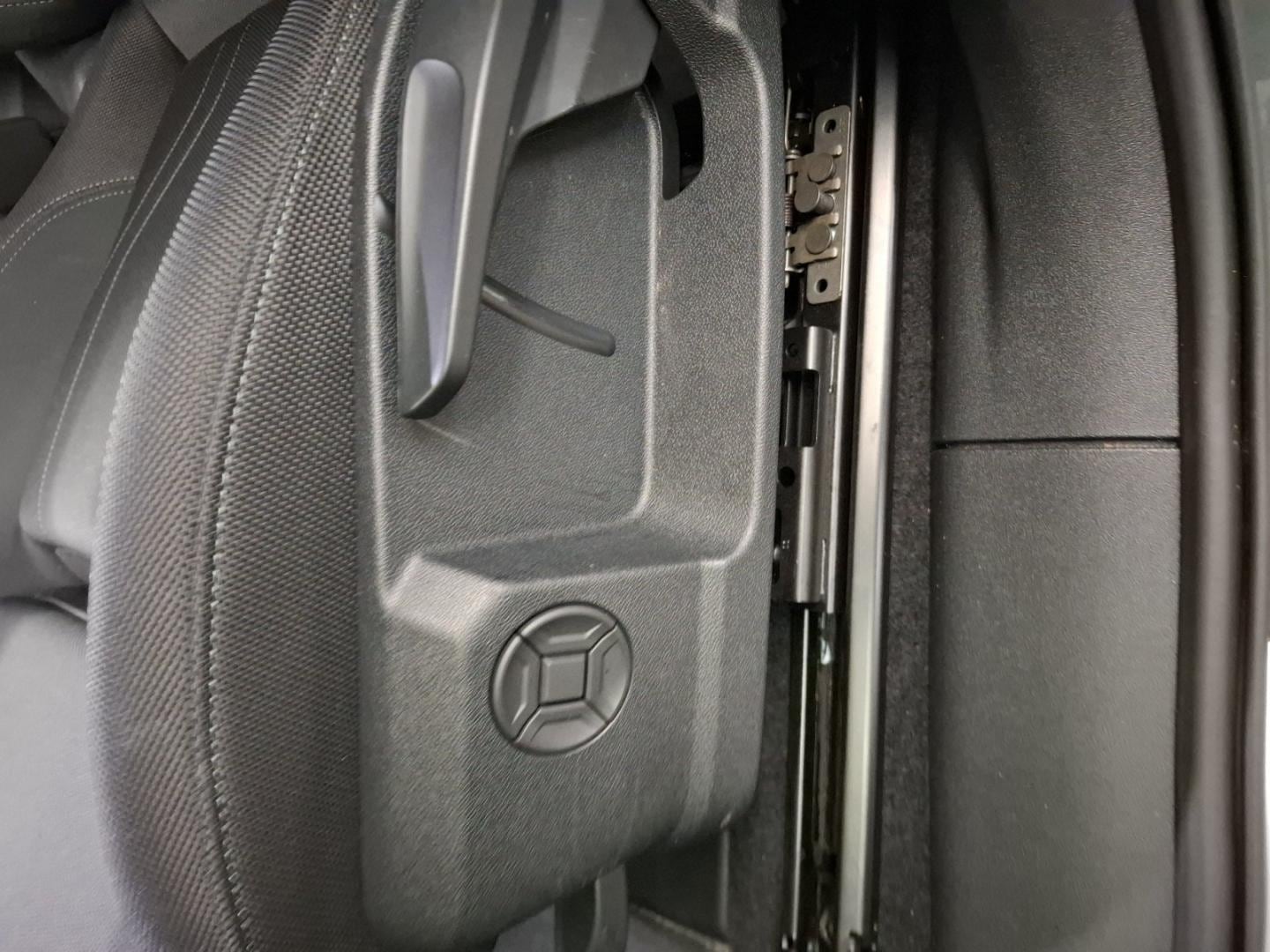 Bild über Audi Q3 SUV TFSI 110 kW S tronic - für weitere Informationen kontaktieren Sie den Audi Partner