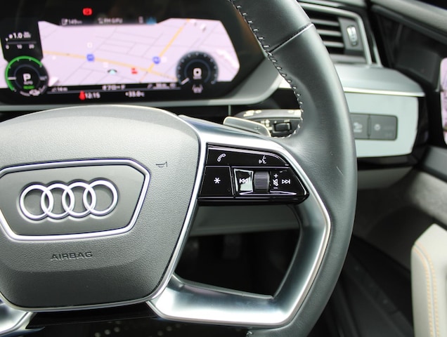 Audi e-tron 50 quattro Advanced 230,00 kW for more details contact your dealer