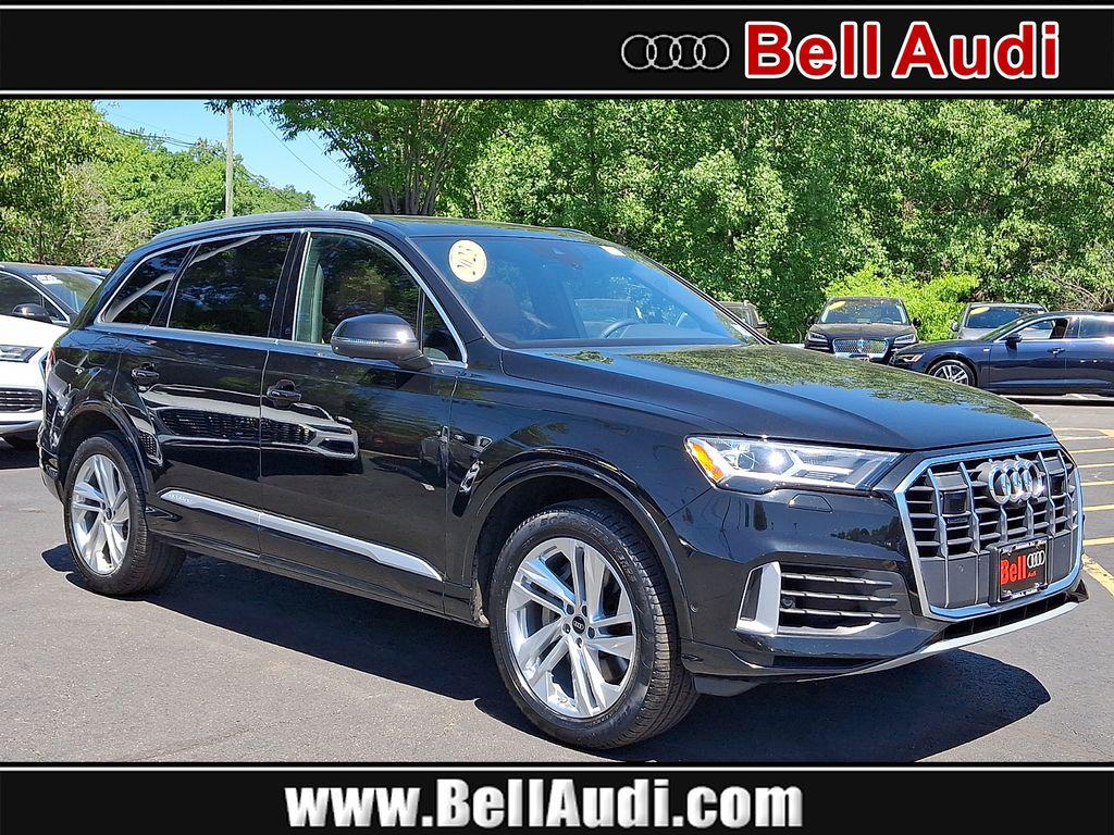 2023 Audi Q7 55 Premium Plus quattro Tiptronic's photo