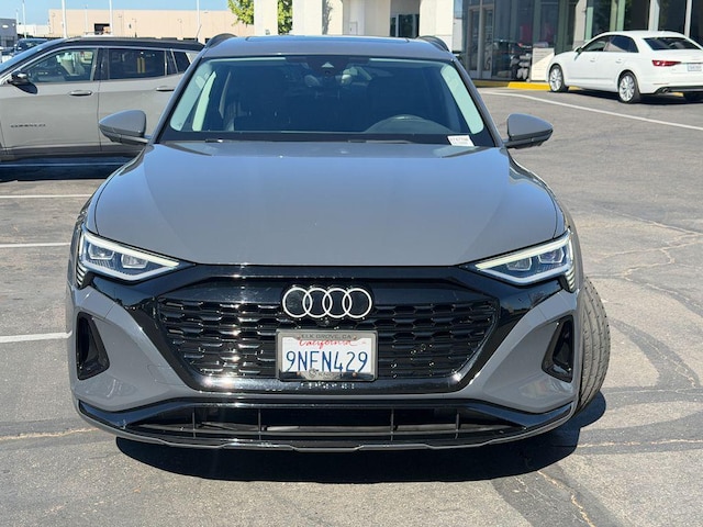 2024 Audi Q8 e-tron