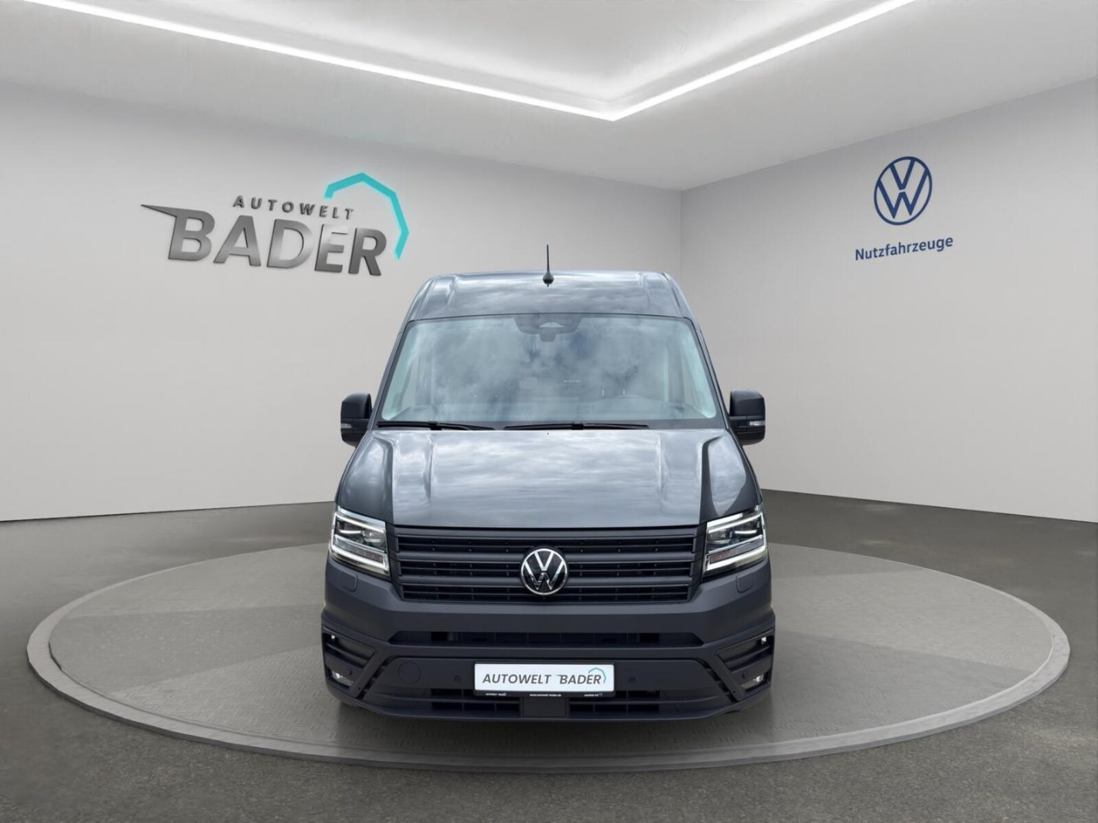 Volkswagen Crafter Kasten mittlerer Radstand – Bild 2