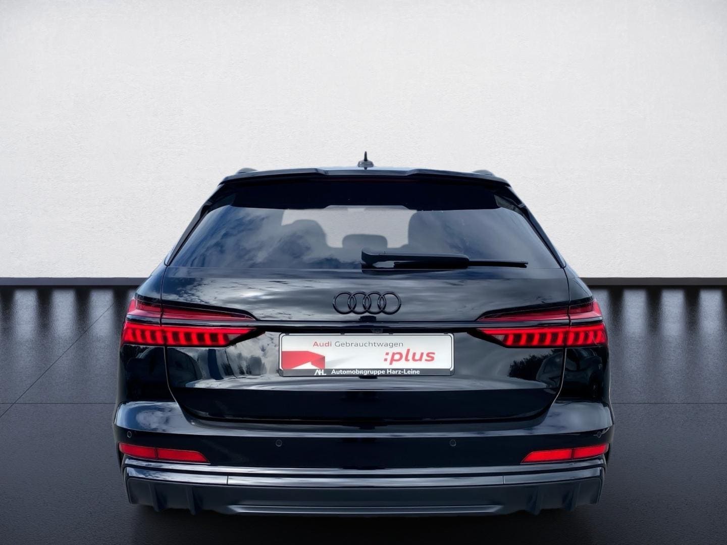 Bild über Audi S6 Avant TDI quattro tiptronic - für weitere Informationen kontaktieren Sie den Audi Partner