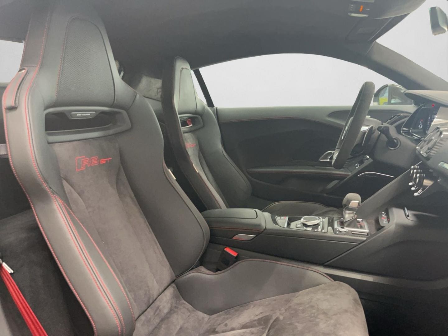 Bild über Audi R8 Coupé FSI S tronic - für weitere Informationen kontaktieren Sie den Audi Partner