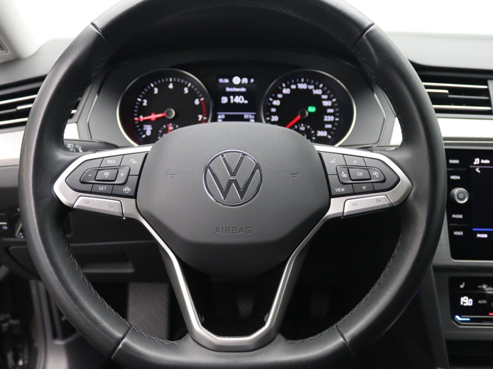 Volkswagen Passat Variant – Bild 15