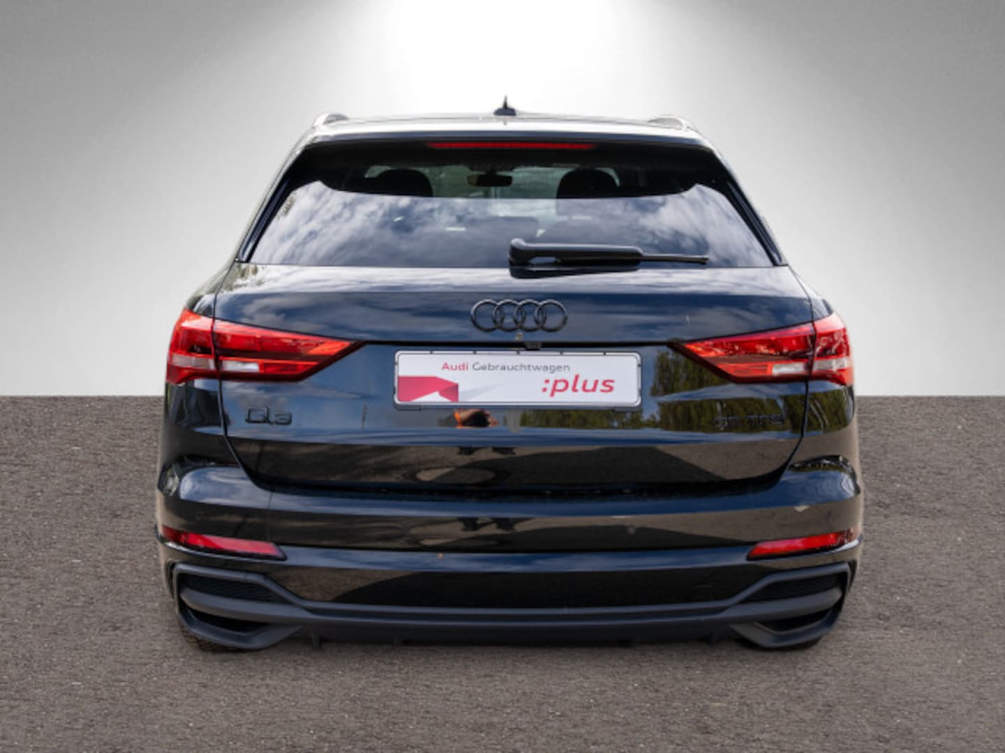 Bild über Audi Q3 S line 35 TFSI S tronic - für weitere Informationen kontaktieren Sie den Audi Partner