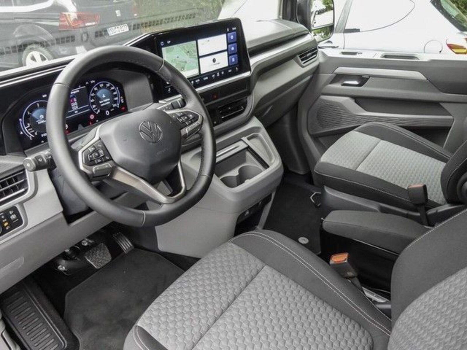 Volkswagen Caravelle – Bild 8