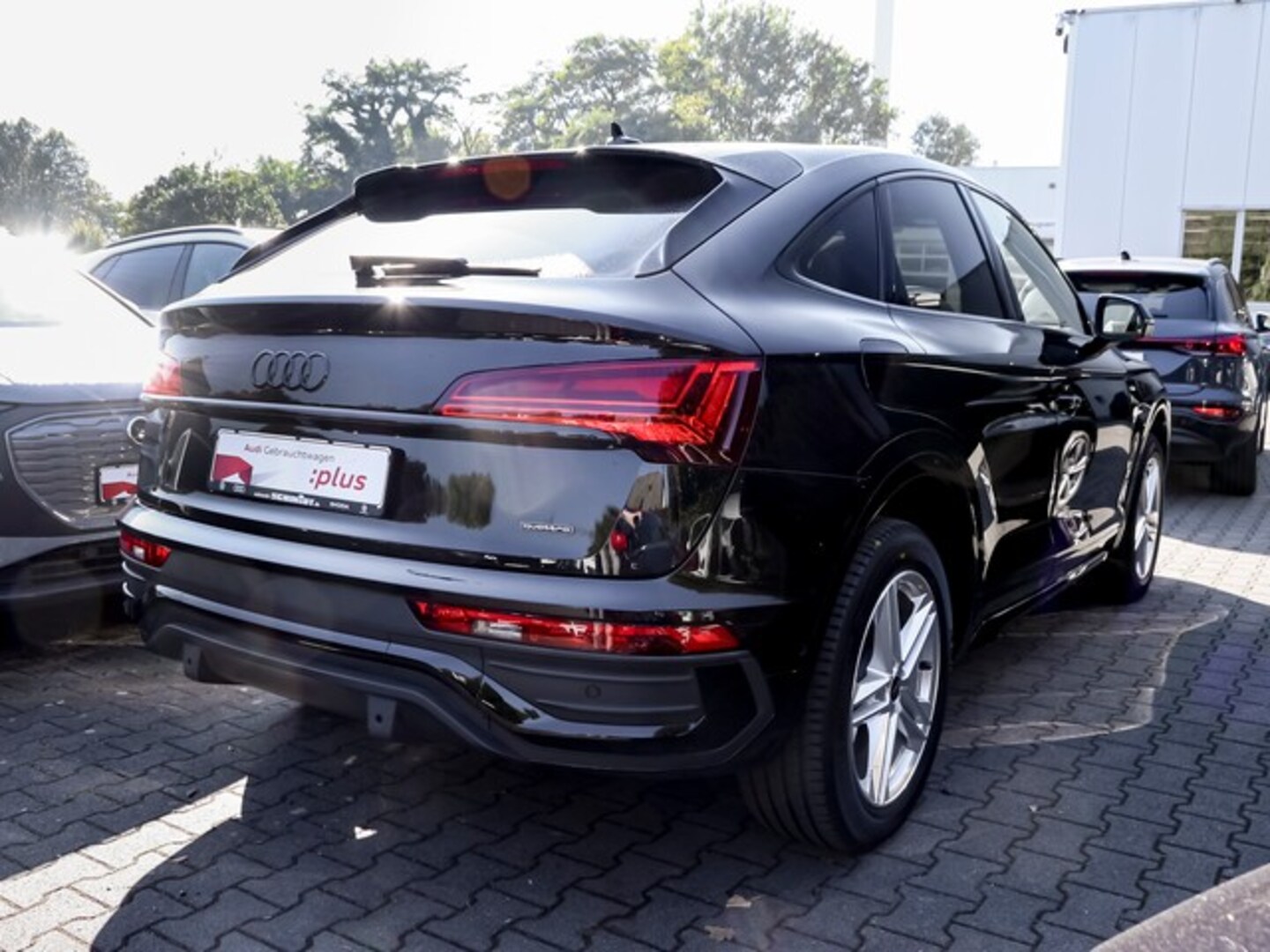 Bild über Audi Q5 Sportback 40 TDI quattro S tronic - für weitere Informationen kontaktieren Sie den Audi Partner