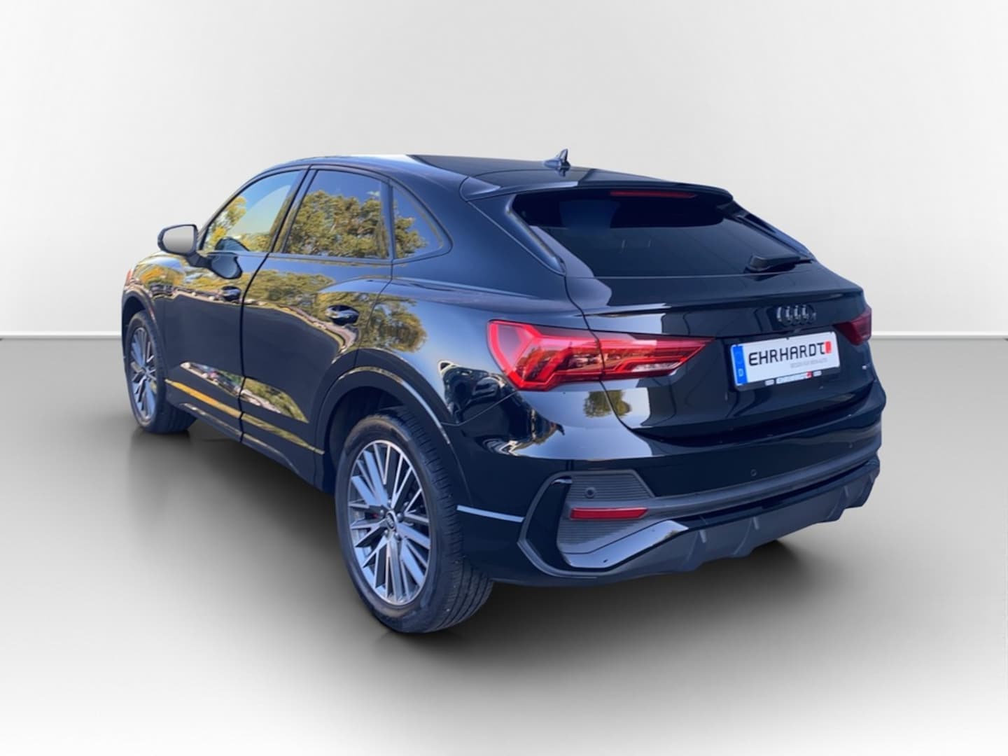 Bild über Audi Q3 Sportback TFSI quattro 140 kW S tronic - für weitere Informationen kontaktieren Sie den Audi Partner