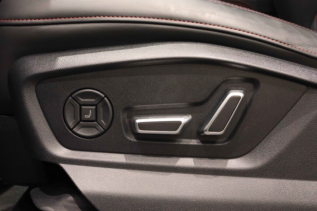 Bild som visar&nbsp;Audi SQ7 SUV&nbsp;SQ7 SUV TFSI 507 hk tiptronic - för mer information kontakta din Audi Partner