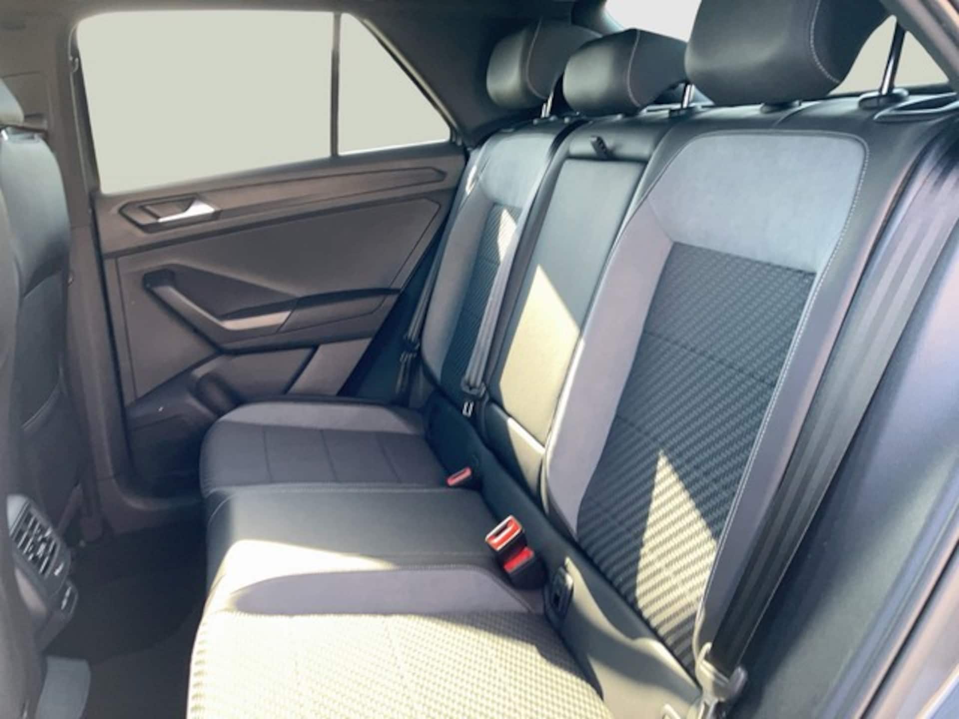 Volkswagen T-Roc R