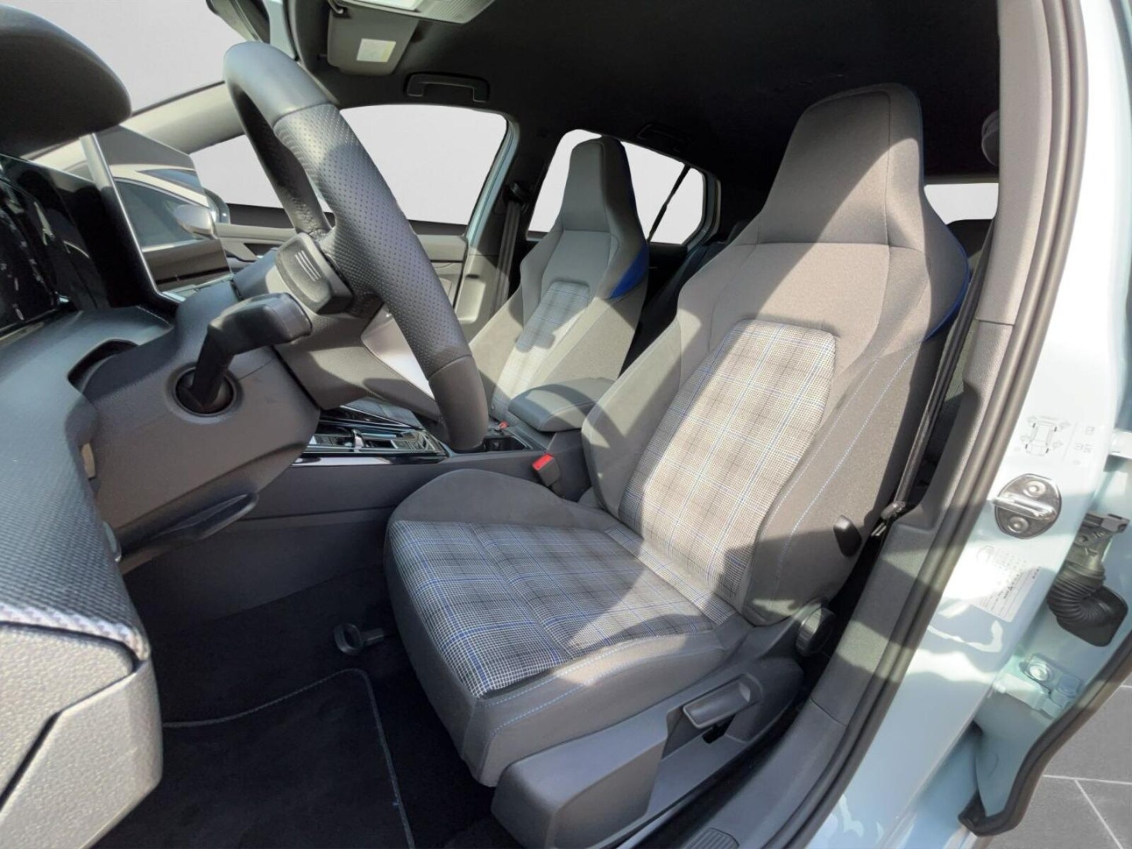 Volkswagen Golf – Bild 12