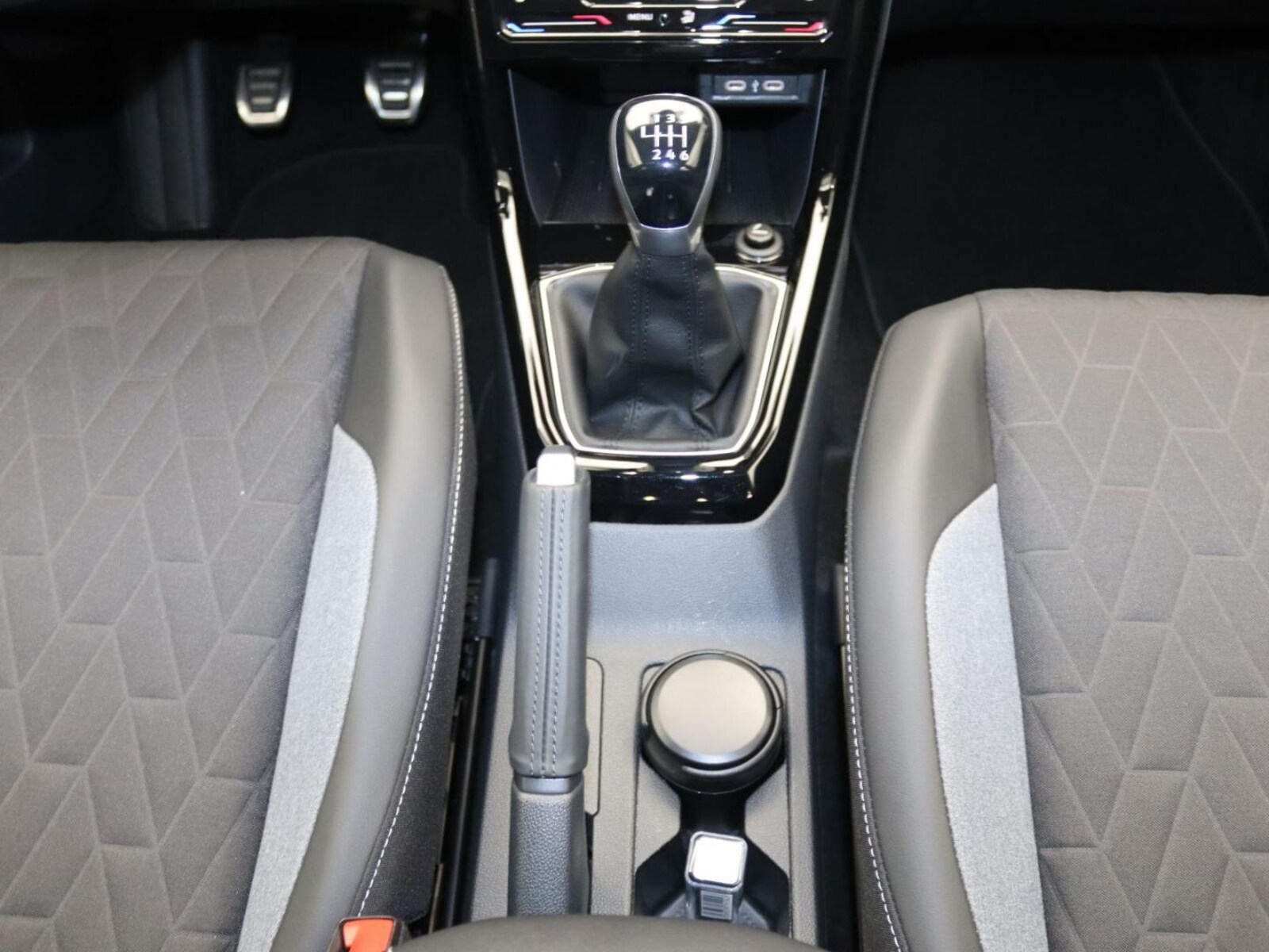 Volkswagen T-Cross – Bild 12