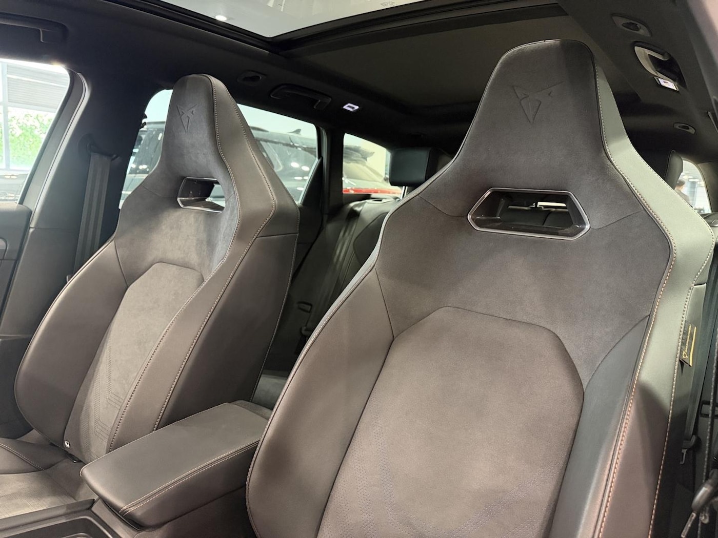 CUPRA Leon Sportstourer 1.5 TSI e-Hybrid VZ DSG 200 kW (272 CV) — photo 13