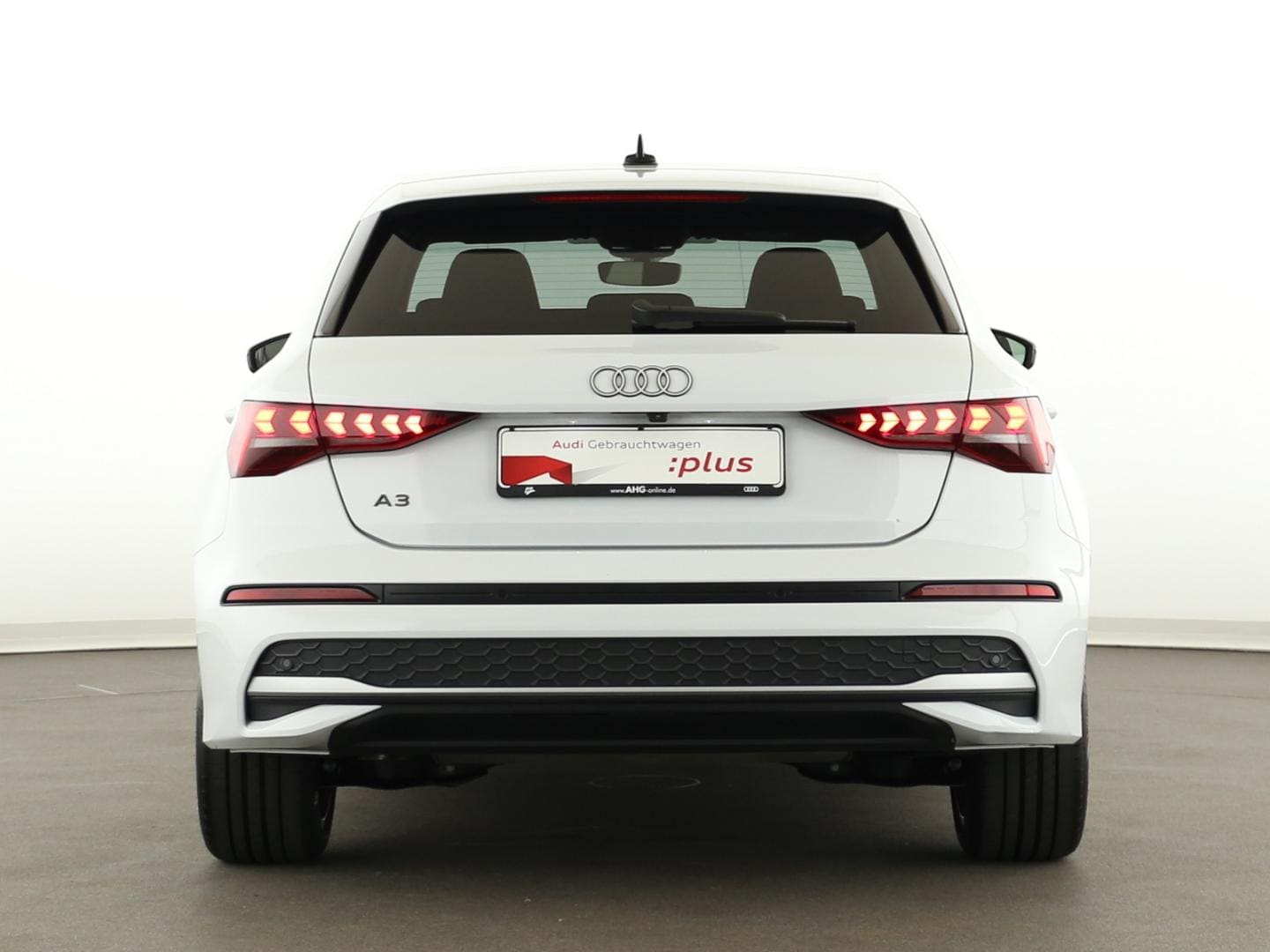 Bild über Audi A3 Sportback TFSI e 40 TFSI e S tronic - für weitere Informationen kontaktieren Sie den Audi Partner