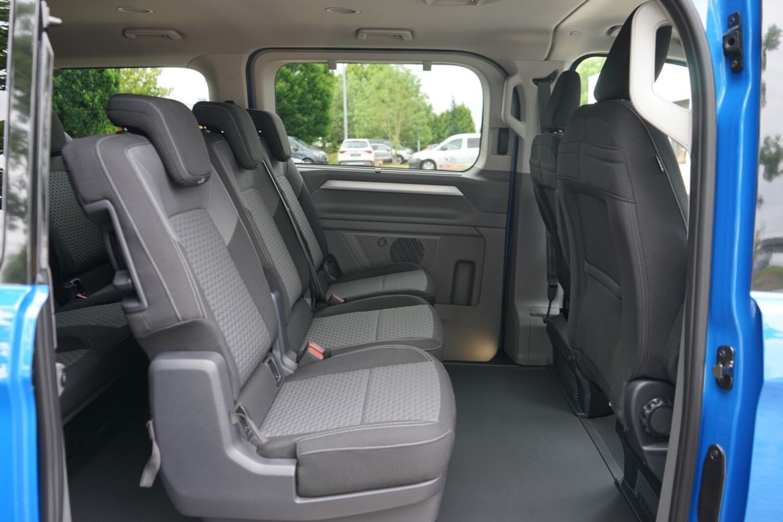 Volkswagen Caravelle langer Radstand – Bild 8