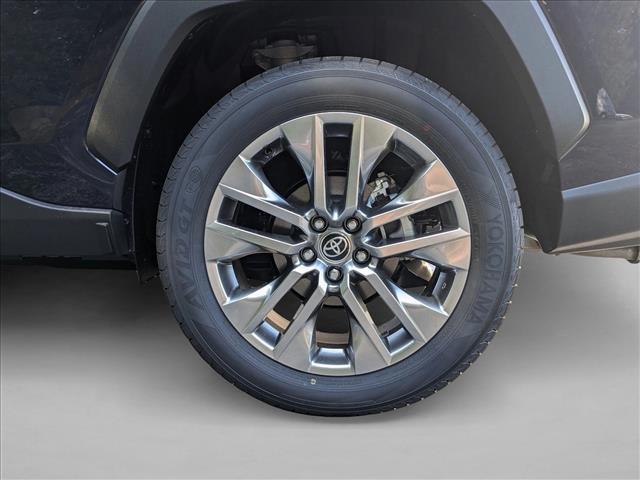 2025 TOYOTA RAV4 - Image 10