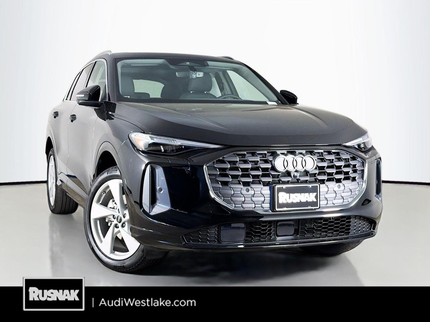 2026 Audi Q5 Premium Plus quattro's photo