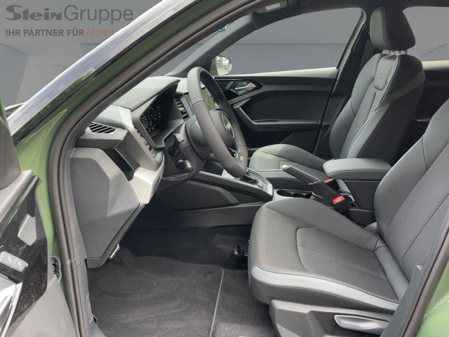 Bild über Audi A1 Sportback S line 35 TFSI S tronic - für weitere Informationen kontaktieren Sie den Audi Partner