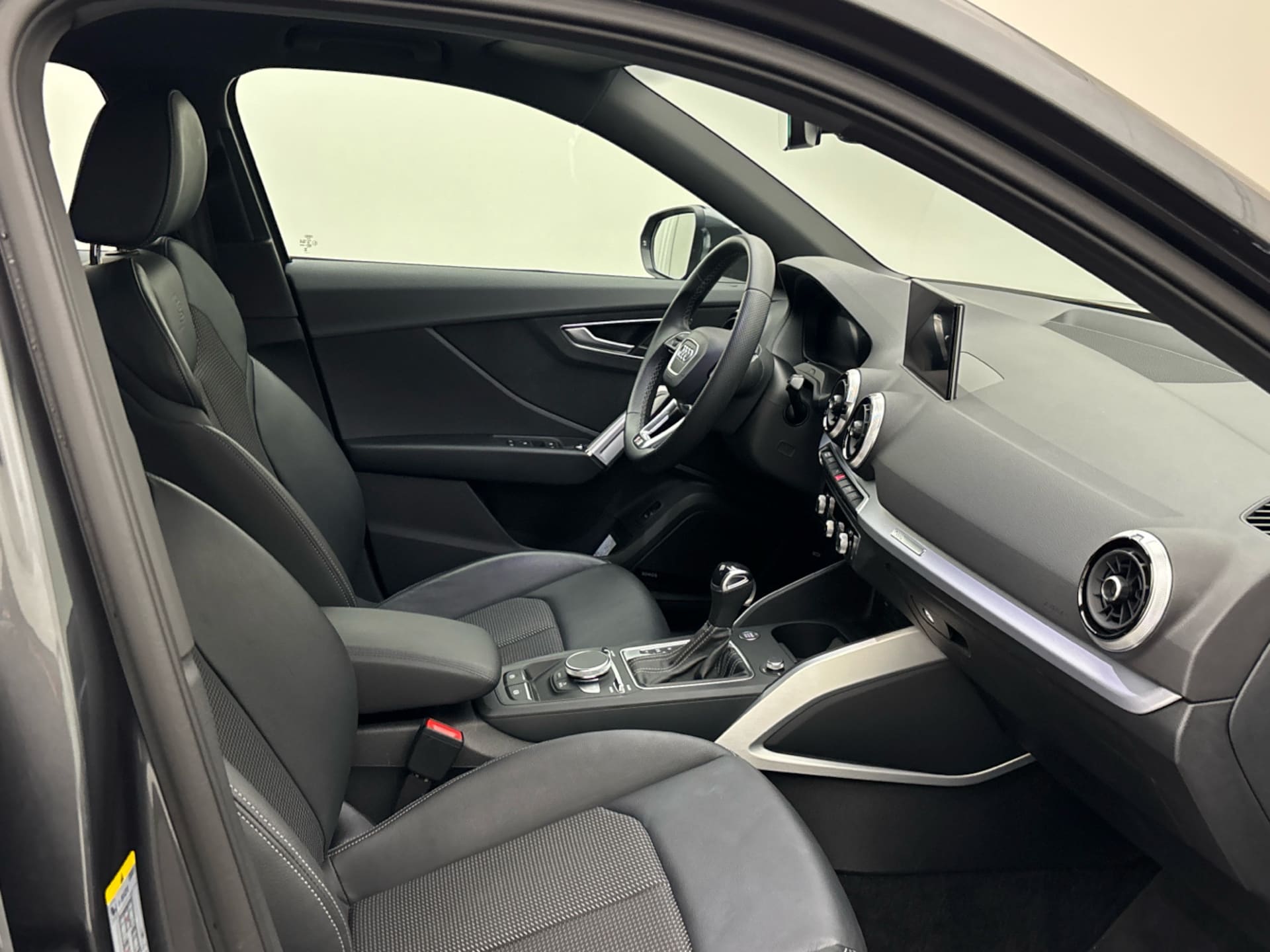 Audi Q2 S line