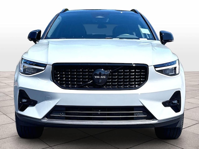 2026 Volvo XC40
