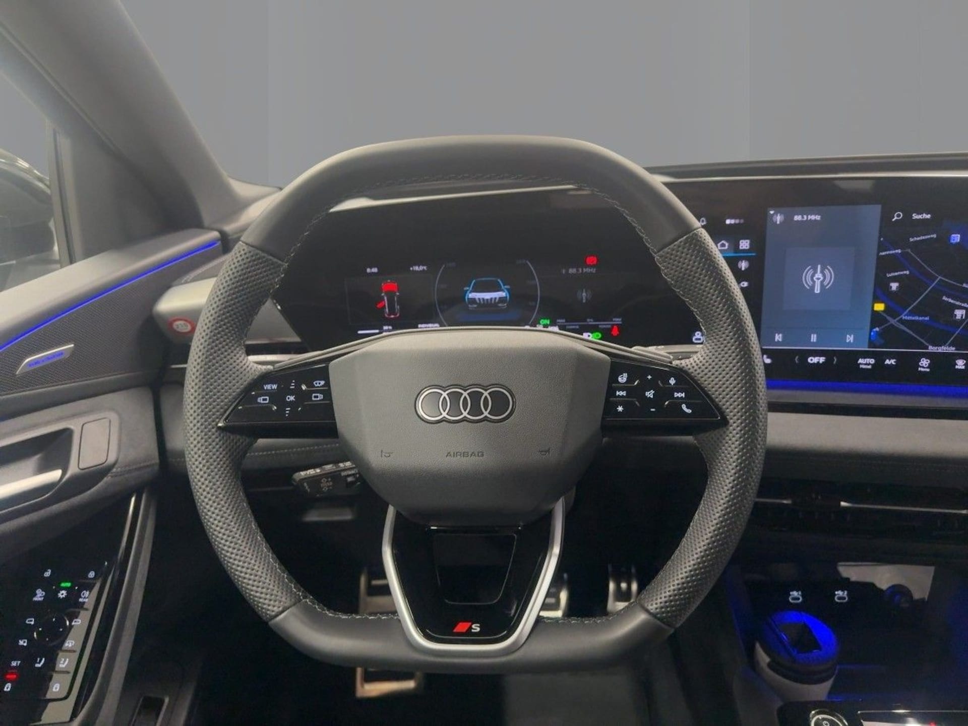 Audi Q6 SUV e-tron