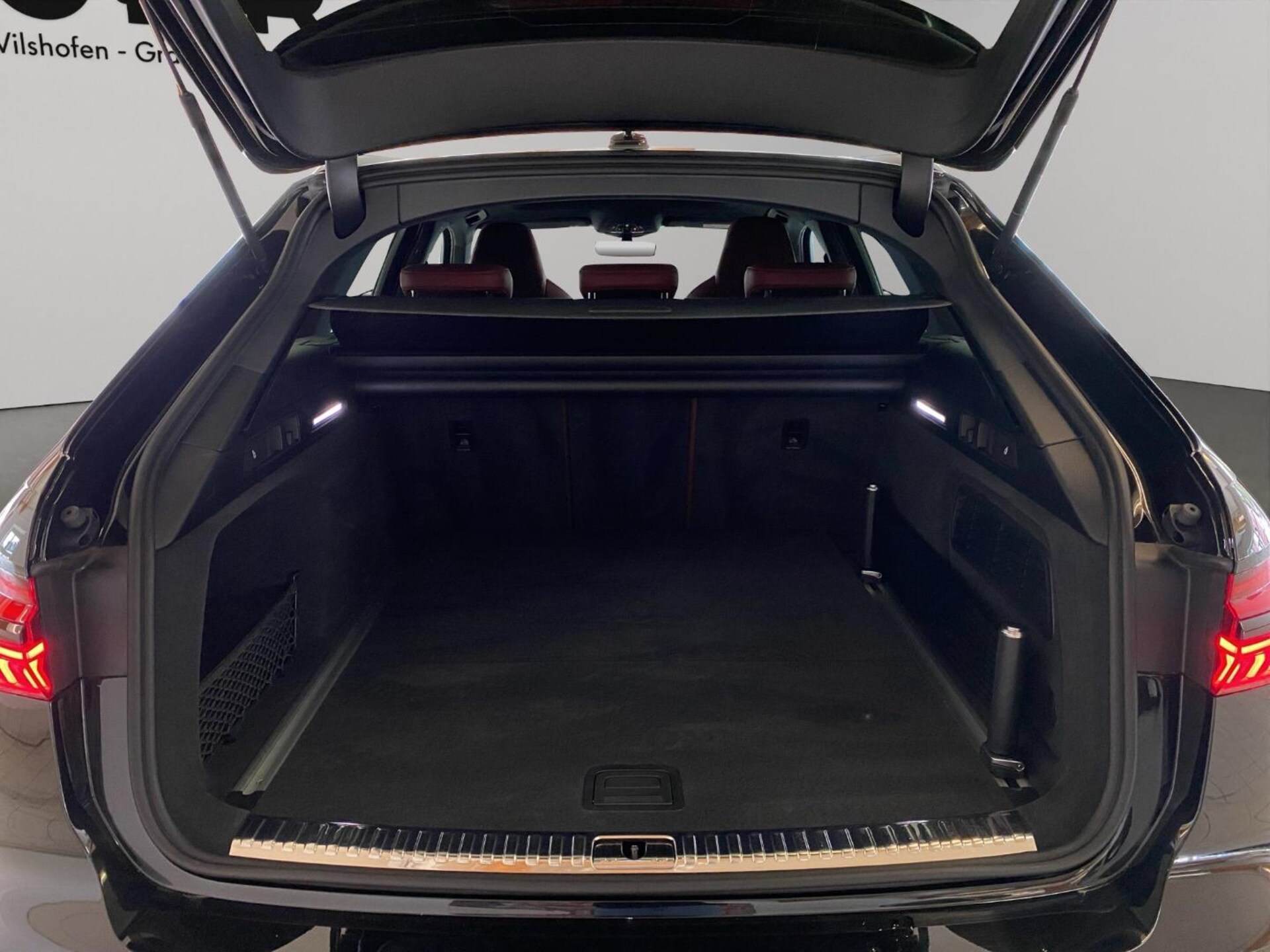 Audi S6 Avant