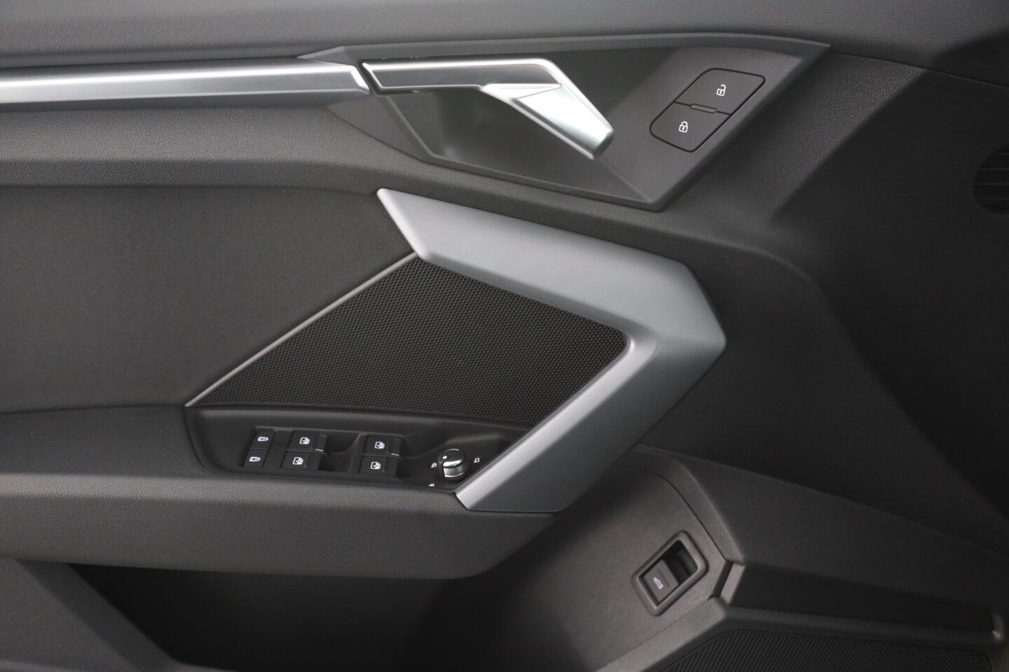 Bild über Audi A3 allstreet TDI 110 kW S tronic - für weitere Informationen kontaktieren Sie den Audi Partner