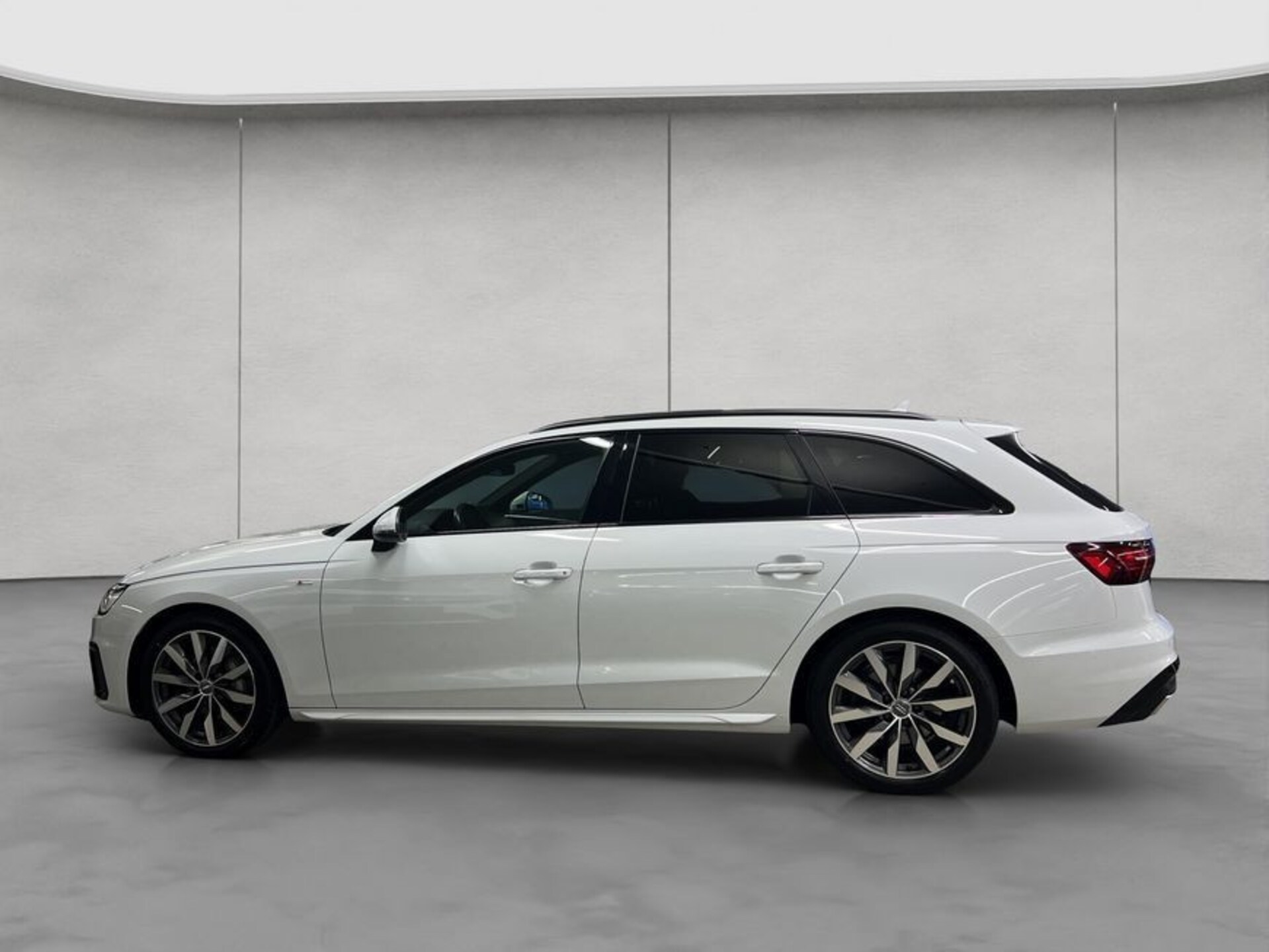 Audi A4 Avant S line