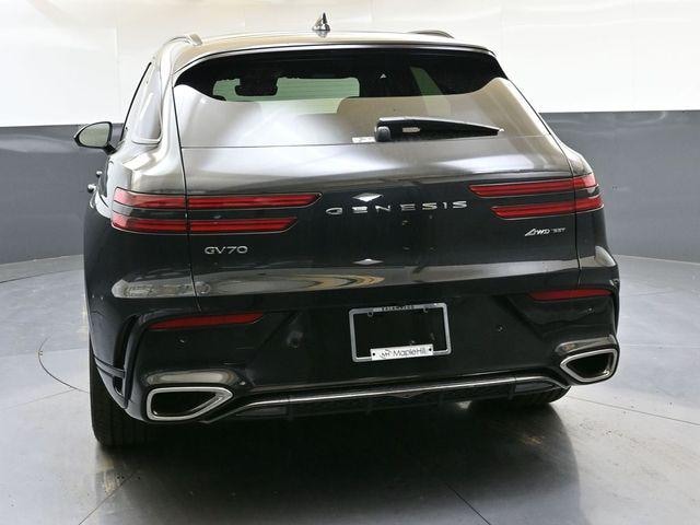 2026 Genesis GV70