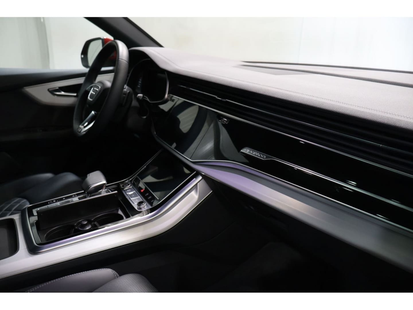 Bild über Audi Q8 SUV 50 TDI quattro tiptronic - für weitere Informationen kontaktieren Sie den Audi Partner