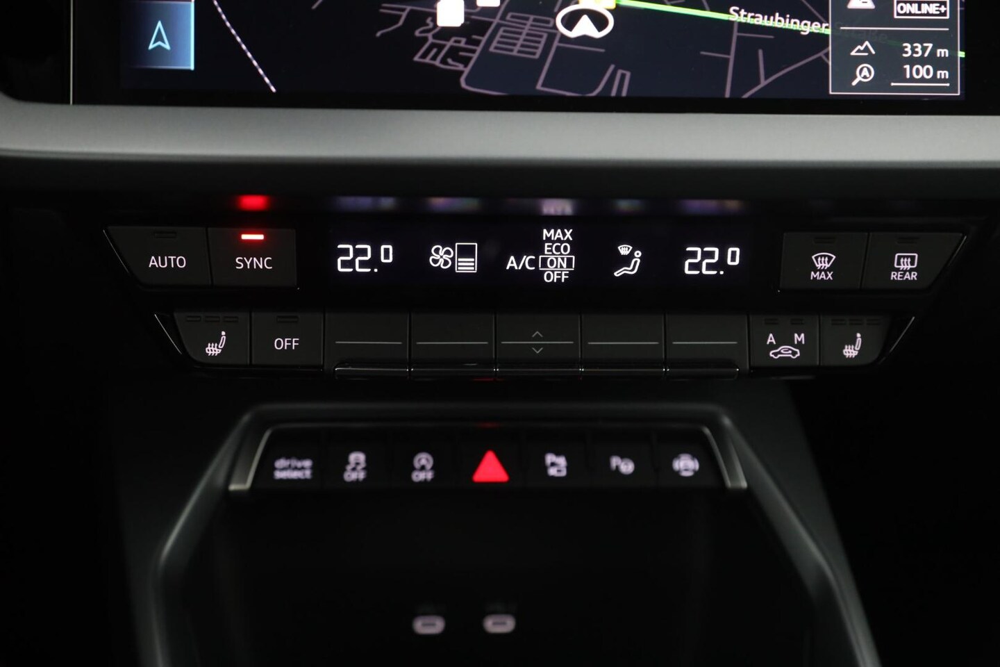 Bild über Audi A3 allstreet TDI 110 kW S tronic - für weitere Informationen kontaktieren Sie den Audi Partner