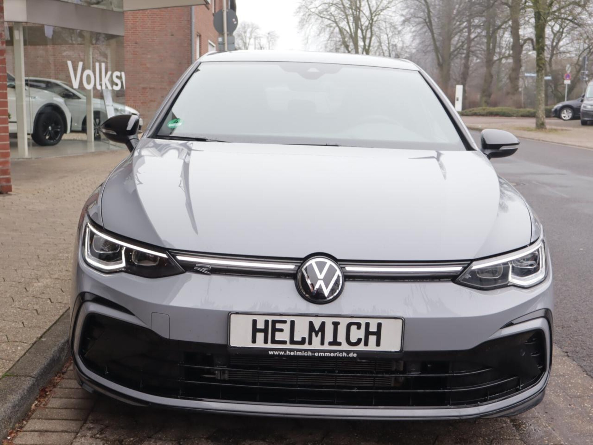 Volkswagen Golf R-Line